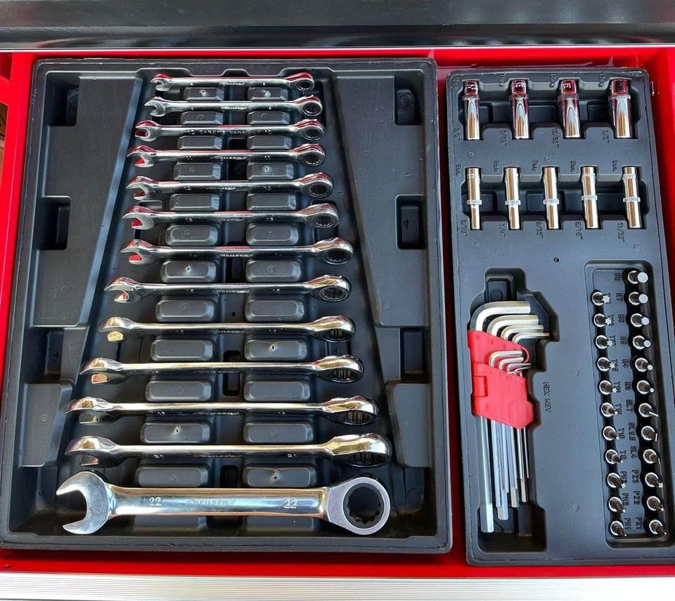 BRAND NEW GERMAN TOOL BOX WITH TOOLS