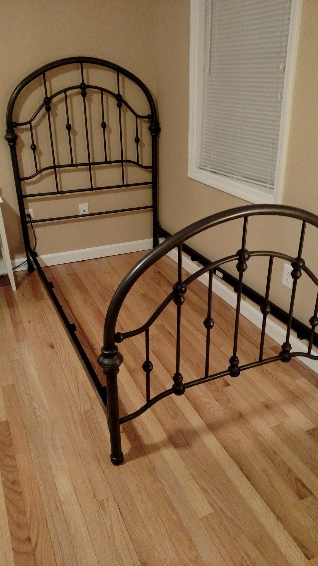 【Furniture】Coaster CO-300407KE Eastern King Bed, Dark Bronze