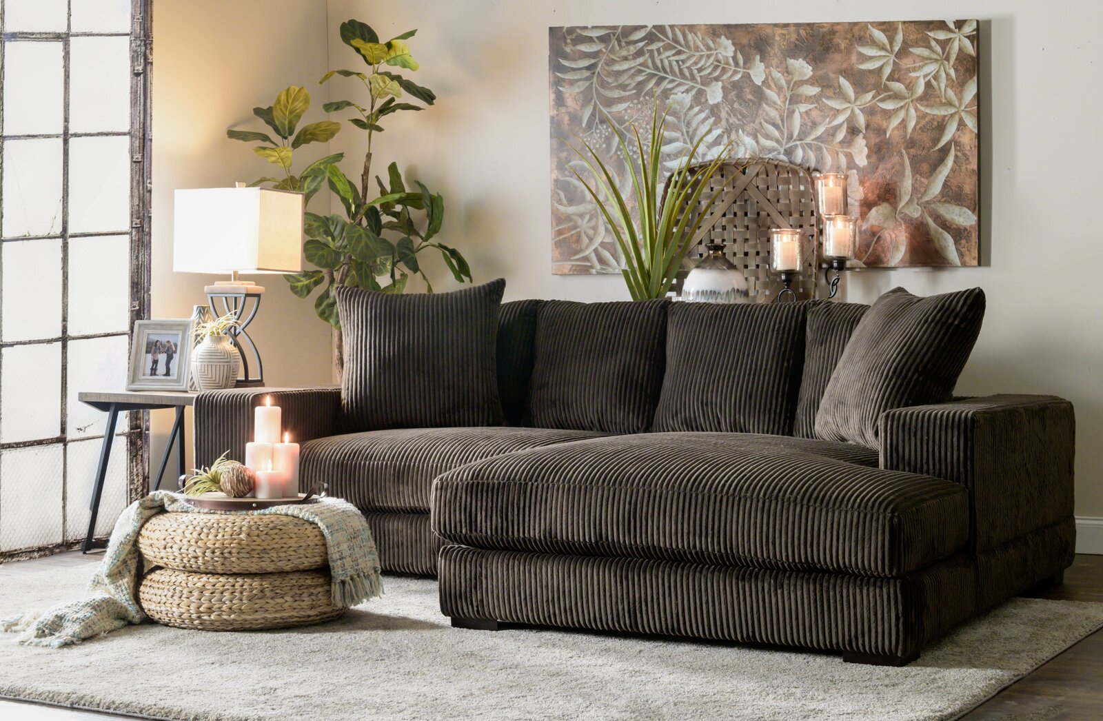 【Furniture】Luxe 2 - Piece Upholstered Chaise Sectional